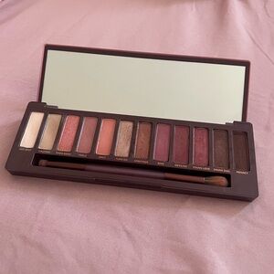 Urban Decay Naked Cherry Eyeshadow Palette